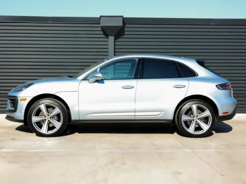 Photos of 2025 Porsche Macan for sale in Austin, TX at Porsche Austin