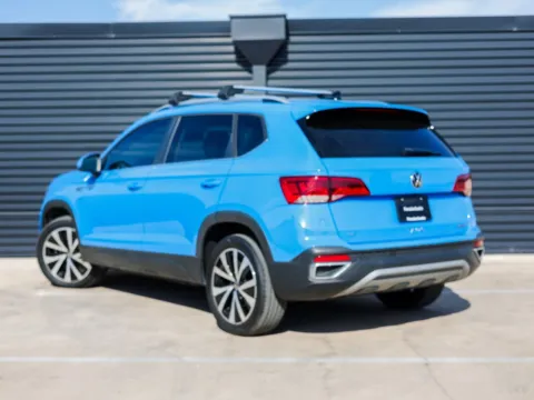 Another view of 2022 Volkswagen Taos SE for sale in Austin, TX at Porsche Austin