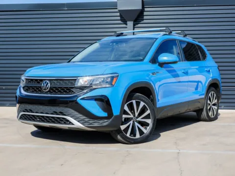 Blue 2022 Volkswagen Taos SE for sale in Austin, TX