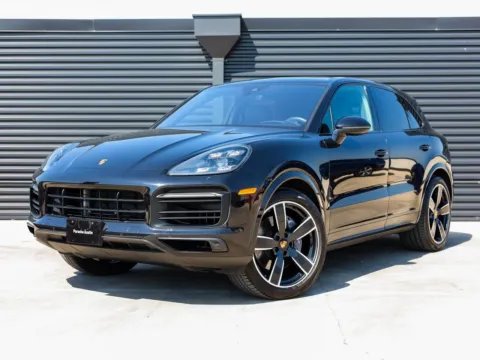 Black 2022 Porsche Cayenne Platinum Edition for sale in Austin, TX