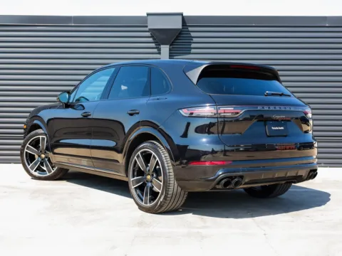 Another view of 2022 Porsche Cayenne Platinum Edition for sale in Austin, TX at Porsche Austin