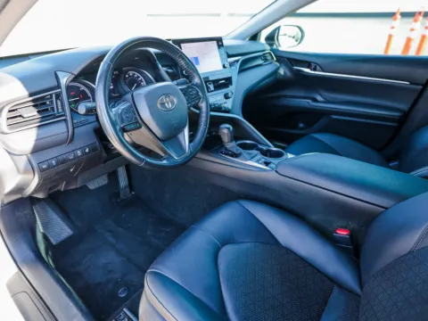 More photos of 2022 Toyota Camry Hybrid XSE at Porsche Austin, TX