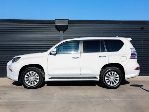 Photos of 2021 Lexus GX 460 Premium for sale in Austin, TX at Porsche Austin