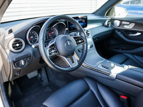 More photos of 2020 Mercedes-Benz GLC 300 at Porsche Austin, TX