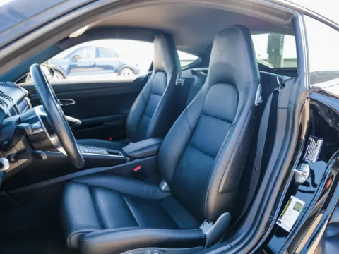 More photos of 2021 Porsche 718 Cayman at Porsche Austin, TX