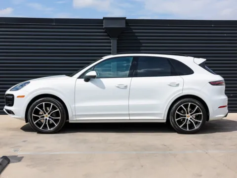 Photos of 2020 Porsche Cayenne for sale in Austin, TX at Porsche Austin