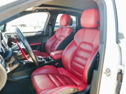 More photos of 2018 Porsche Macan Turbo at Porsche Austin, TX