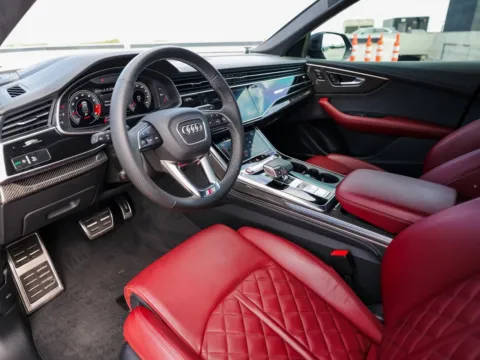 More photos of 2023 Audi SQ8 Prestige at Porsche Austin, TX