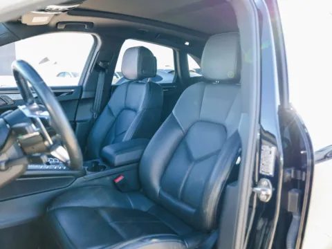 More photos of 2018 Porsche Macan Sport Edition at Porsche Austin, TX