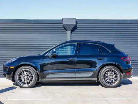Photos of 2018 Porsche Macan Sport Edition for sale in Austin, TX at Porsche Austin