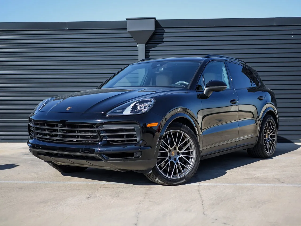 Black 2023 Porsche Cayenne Platinum Edition for sale in Austin, TX