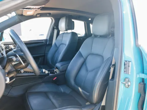 More photos of 2023 Porsche Macan S at Porsche Austin, TX