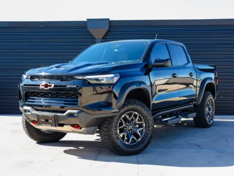 Black 2025 Chevrolet Colorado 4WD ZR2 for sale in Austin, TX