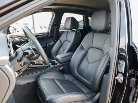 More photos of 2025 Porsche Macan at Porsche Austin, TX