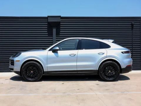 Photos of 2025 Porsche Cayenne Coupe for sale in Austin, TX at Porsche Austin