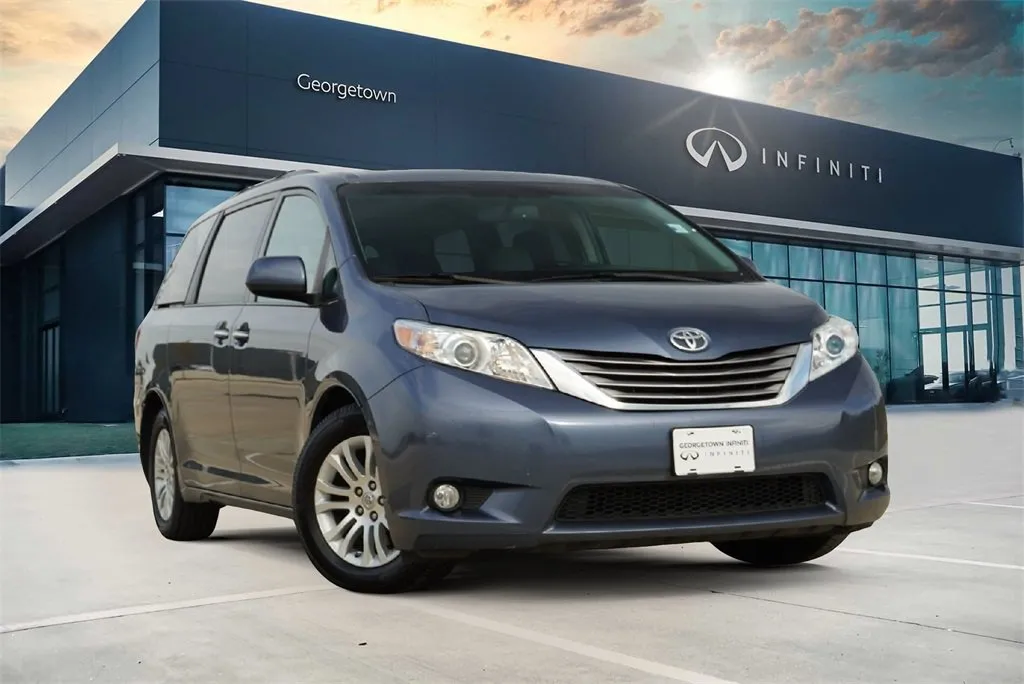 Unknown 2015 Toyota Sienna XLE for sale in Georgetown, TX