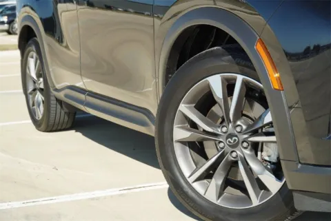 Another view of 2025 INFINITI QX60 LUXE for sale in Georgetown, TX at Georgetown INFINITI