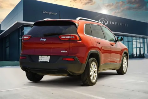 More photos of 2016 Jeep Cherokee Latitude at Georgetown INFINITI, TX