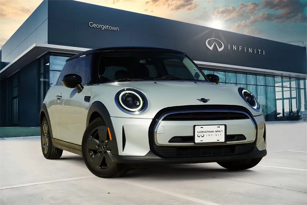 White 2023 MINI Hardtop 2 Door Cooper Classic for sale in Georgetown, TX