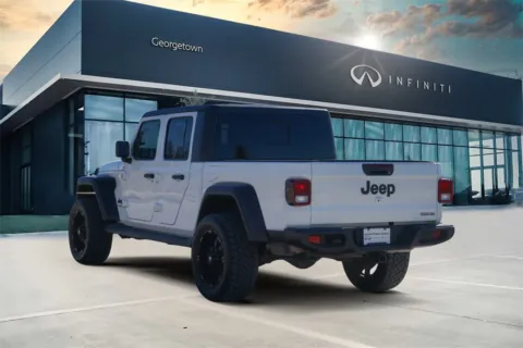More photos of 2020 Jeep Gladiator Sport S at Georgetown INFINITI, TX