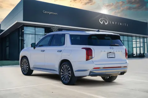 More photos of 2023 Hyundai Palisade Calligraphy at Georgetown INFINITI, TX