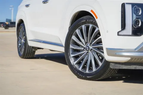 Photos of 2023 Hyundai Palisade Calligraphy for sale in Georgetown, TX at Georgetown INFINITI