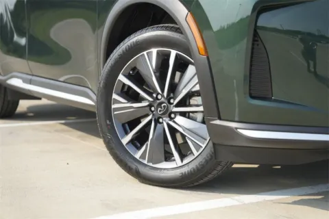 Photos of 2026 INFINITI QX60 LUXE for sale in Georgetown, TX at Georgetown INFINITI