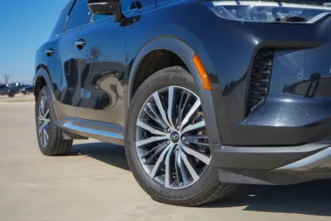 Photos of 2023 INFINITI QX60 SENSORY for sale in Georgetown, TX at Georgetown INFINITI