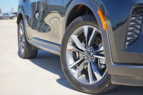 Photos of 2023 INFINITI QX60 LUXE for sale in Georgetown, TX at Georgetown INFINITI