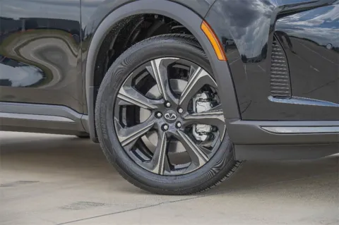 Photos of 2026 INFINITI QX60 AUTOGRAPH for sale in Georgetown, TX at Georgetown INFINITI