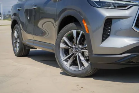 Photos of 2023 INFINITI QX60 LUXE for sale in Georgetown, TX at Georgetown INFINITI