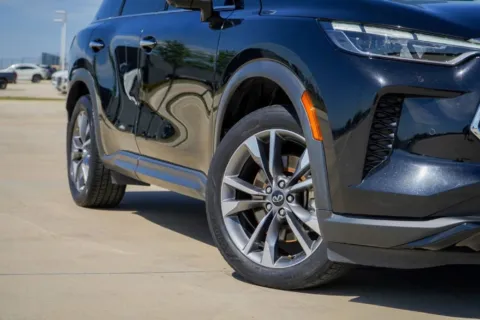 Photos of 2023 INFINITI QX60 LUXE for sale in Georgetown, TX at Georgetown INFINITI