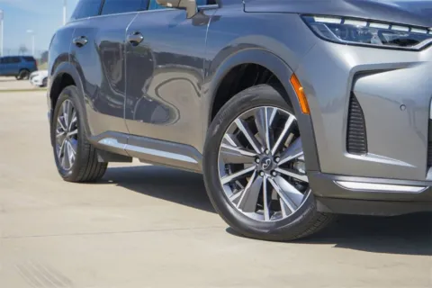 Photos of 2026 INFINITI QX60 LUXE for sale in Georgetown, TX at Georgetown INFINITI