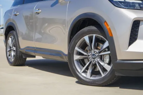 Photos of 2023 INFINITI QX60 LUXE for sale in Georgetown, TX at Georgetown INFINITI