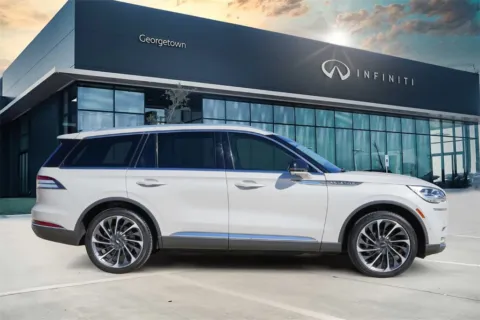 Another view of 2020 Lincoln Aviator Reserve for sale in Georgetown, TX at Georgetown INFINITI