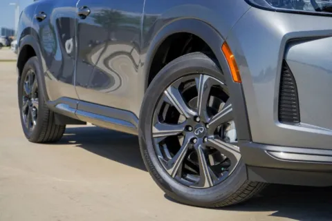 Photos of 2026 INFINITI QX60 AUTOGRAPH for sale in Georgetown, TX at Georgetown INFINITI