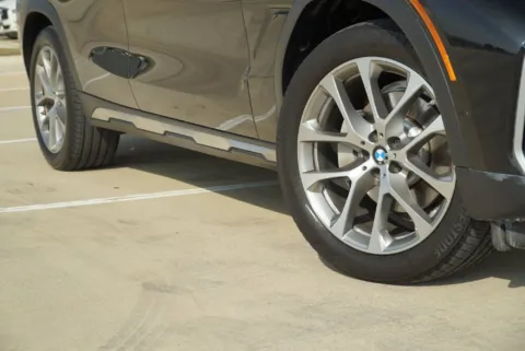 Another view of 2022 BMW X6 xDrive40i for sale in Georgetown, TX at Georgetown INFINITI