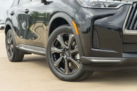 Photos of 2026 INFINITI QX60 AUTOGRAPH for sale in Georgetown, TX at Georgetown INFINITI