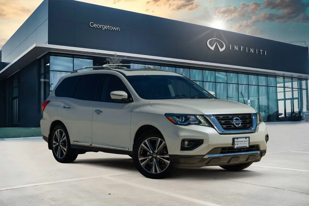 White 2018 Nissan Pathfinder Platinum for sale in Georgetown, TX