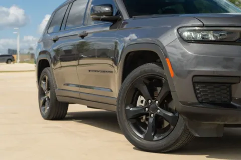 Photos of 2023 Jeep Grand Cherokee L Altitude for sale in Georgetown, TX at Georgetown INFINITI