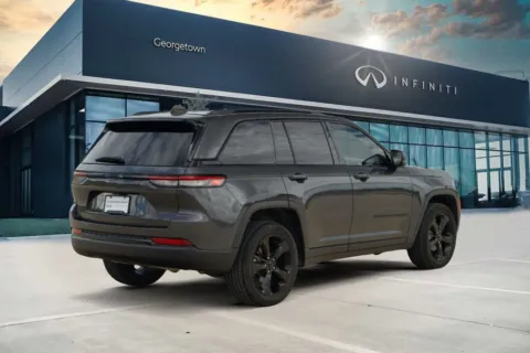 More photos of 2023 Jeep Grand Cherokee Altitude at Georgetown INFINITI, TX