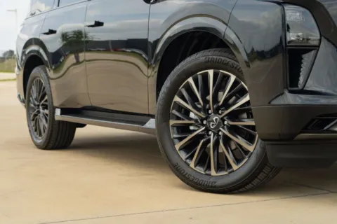 Photos of 2026 INFINITI QX80 AUTOGRAPH for sale in Georgetown, TX at Georgetown INFINITI