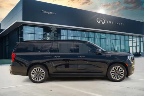 Another view of 2023 GMC Yukon XL Denali Ultimate for sale in Georgetown, TX at Georgetown INFINITI