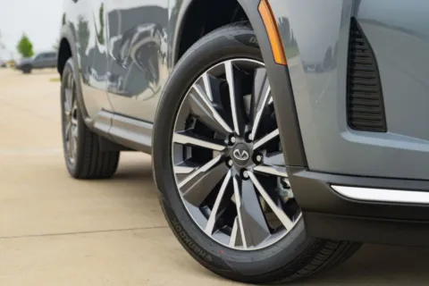 Photos of 2027 INFINITI QX60 LUXE for sale in Georgetown, TX at Georgetown INFINITI