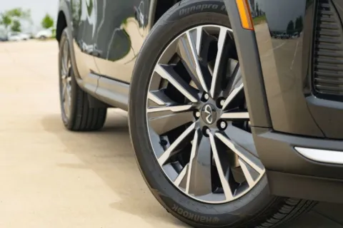 Photos of 2027 INFINITI QX60 LUXE for sale in Georgetown, TX at Georgetown INFINITI
