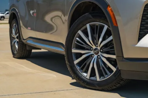 Photos of 2023 INFINITI QX60 SENSORY for sale in Georgetown, TX at Georgetown INFINITI