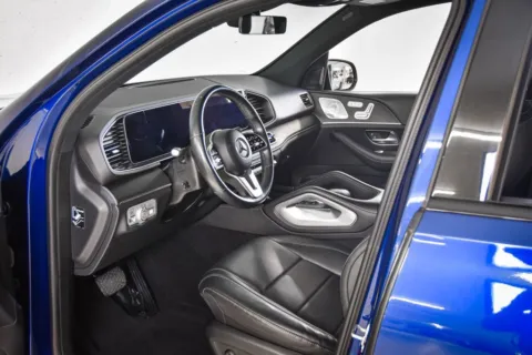 More photos of 2022 Mercedes-Benz GLE 350 at Georgetown INFINITI, TX