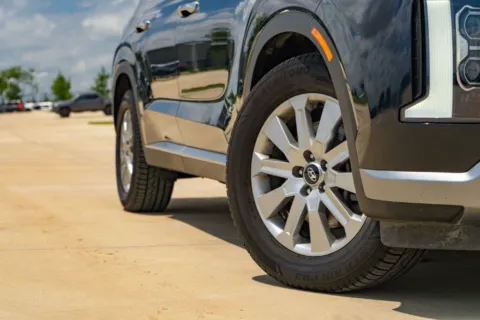 Photos of 2024 Hyundai Palisade SEL 7P for sale in Georgetown, TX at Georgetown INFINITI