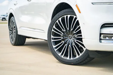 Photos of 2023 Lincoln Aviator Black Label for sale in Georgetown, TX at Georgetown INFINITI
