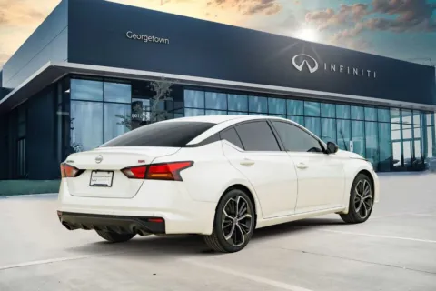 More photos of 2024 Nissan Altima 2.5 SR at Georgetown INFINITI, TX